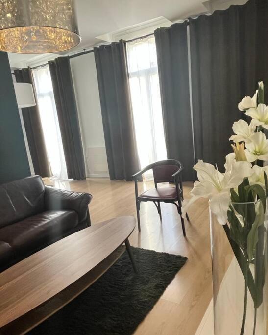 Vigne Et Mer-Spacieux Appartement Haussmannien-2Chambres-Wifi Безие Екстериор снимка